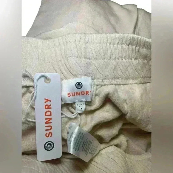 Sundry New NWT Cream Joggers Size S - Picture 3 of 4